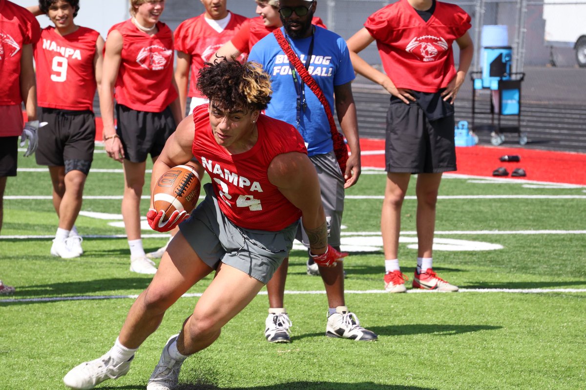Hugo_afamasaga's tweet photo. Kicking off spring camp @NampaBulldogs @IdahoRecruitHub @BrandonHuffman @BlairAngulo @gnduff @CoachJT_ISU @T_Finau92 https://t.co/cadlVLceYH