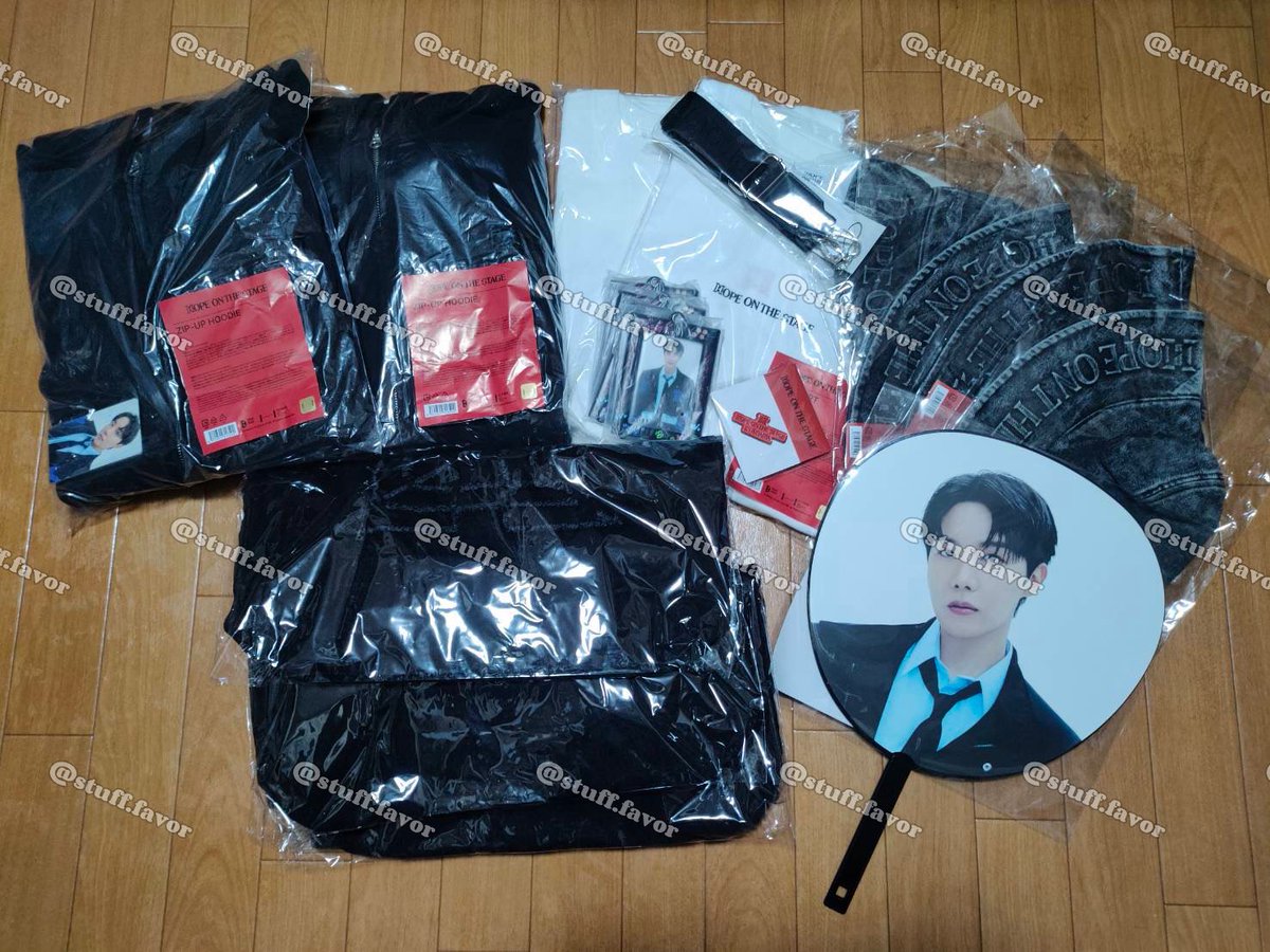 stuff_favor's tweet photo. Jhope MD Tour Jp วันนี้ครบนะคะ เมื่อวานของหมดเยอะมาก ใจแป้วเลย555555 พน.ไปอีกวัน ใครอยากได้อะไรทักไอจีเลยนะคะะ
#Thestuffupdate
#ตลาดนัดบังทัน #ตลาดนัดรถไฟบังทัน #ตลาดนัดbts #ตลาดนัดbt21 https://t.co/1XNGbjbov0
