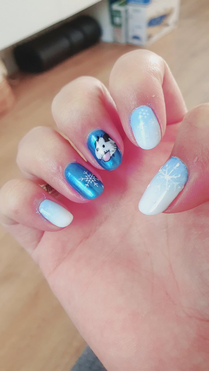 Pour la #KOF j'me suis dit que fallait finaliser mon buff poro. Après la boule, la map, le boom, j'suis poro jusqu'au bout des ongles 🤓