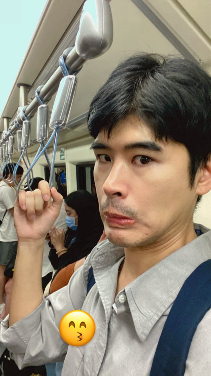 ศุกร์แล้ว ปวดหลังมาก 😁