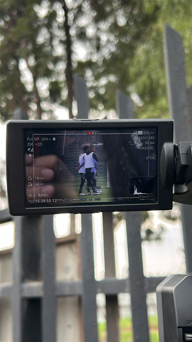 Almirón sigue dirigiendo y aunque cree que puede revertir el mal momento, BYN tiene casi cerrado el acuerdo con su representante. Mientras esto pasa a Colo Colo le han ofrecido a muchos técnicos: Gago, Tévez y Palermo, entre otros✍️