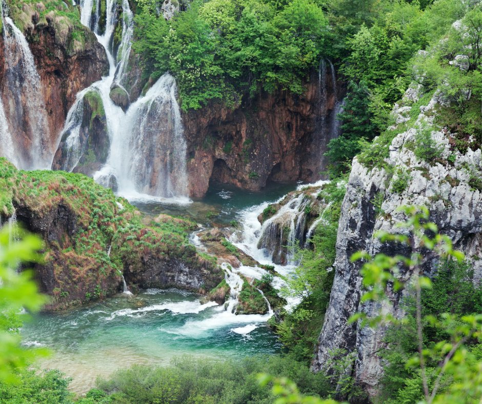 With ever-changing colors and peaceful trails, Plitvice Lakes National Park is pure magic. 🏞️
Wander by foot or boat past waterfalls and tranquil lakes in one of Croatia’s oldest and largest parks.

bit.ly/3BGbNwh 

 #AdventuresCroatia #PlitviceLakes #ExploreCroatia