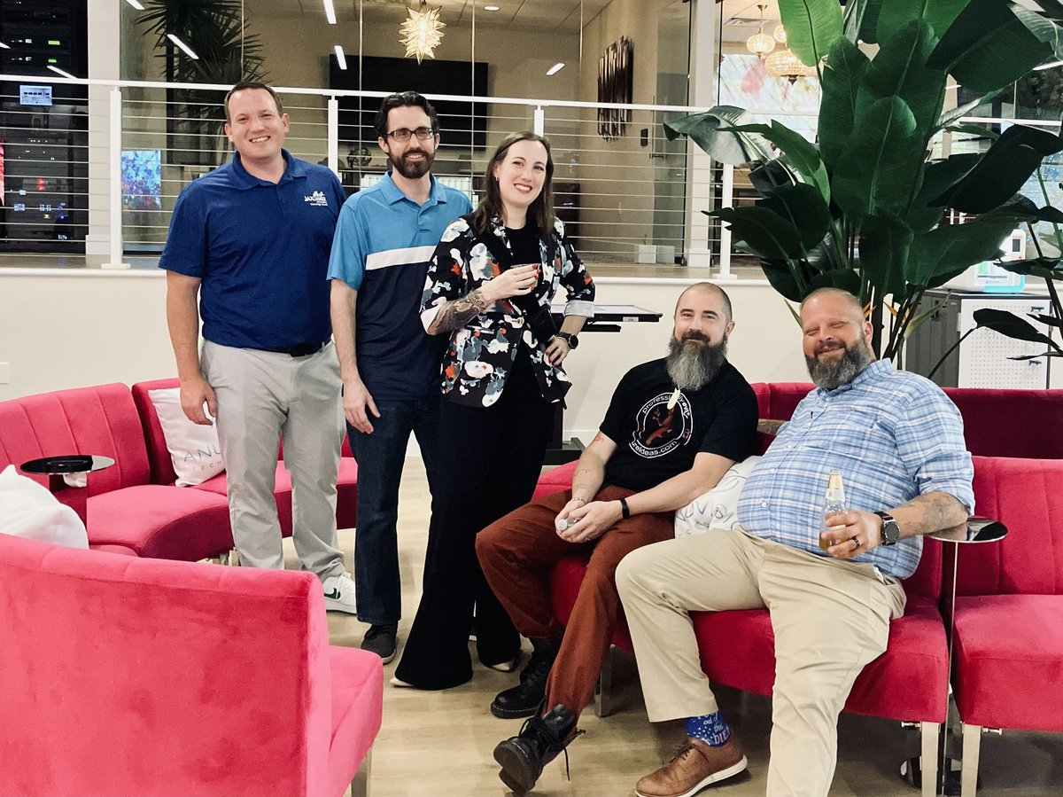 Thank you #AnuvisionTechnologies for hosting the <a href="/Jaxitcouncil/">Jacksonville IT Council</a> last night. Your new building is something to be proud of.