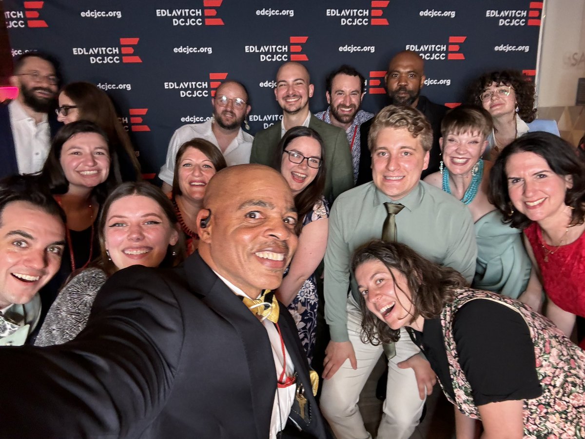 DAVID_GROGAN66's tweet image. In light of rising antisemitism in D.C., I’m reflecting on one of the most meaningful roles of my career Director of Security at Edlavitch DCJCC.This birthday moment reminded me why I served: presence, people, purpose. #Leadership #FlashbackFriday #SecurityMatters #VeteranLed