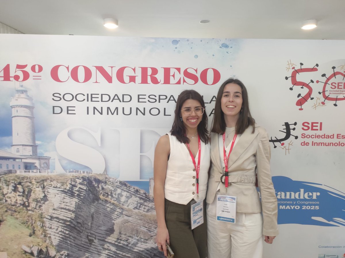 R_JimenezSaiz's tweet photo. Our brilliant PhD students, Celia López-Sanz &amp; Elisa Sanchez-Martinez, presenting their work on type 2 #immunity—#immunotherapy, #mastcells, and microbial #metabolism—at #SEI2025!
@SEinmunologia https://t.co/HMnCFhKICE