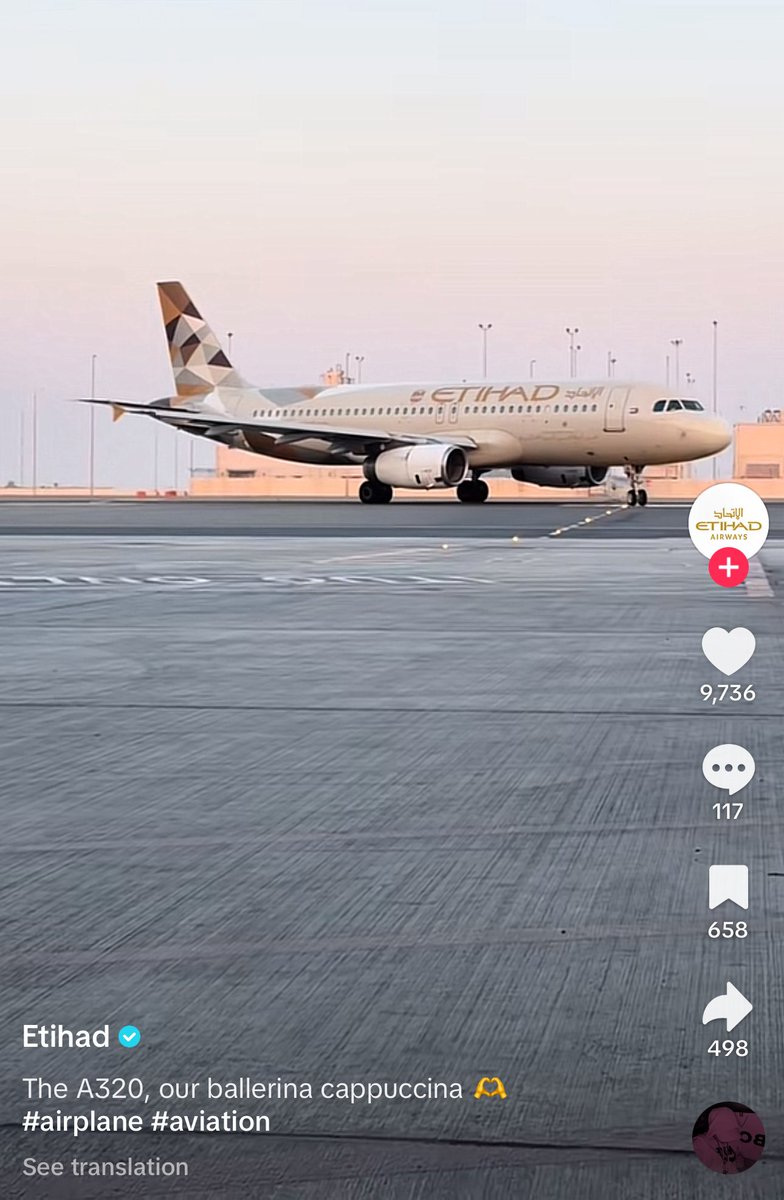 daumenxyz's tweet photo. Etihad Airways joins #Italianrot as we get ready for take off 🛫 https://t.co/Psqe7Je6ZJ