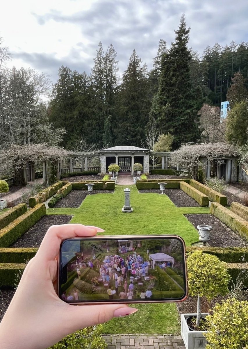 ___rosbrina's tweet photo. 📍Hatley Castle
目の前にオラドン高校が...!!
中心地から少し離れてる場所にあるお城。5月から中も一般公開するけど、2月に行ったので入れませんでした😭ここに4人がいたなんて…🥹人も少なく1時間くらいずっと写真撮ってた🥹💜💙
#ディセンダント #ディズニーチャンネル https://t.co/6Xtjr2Lbnp