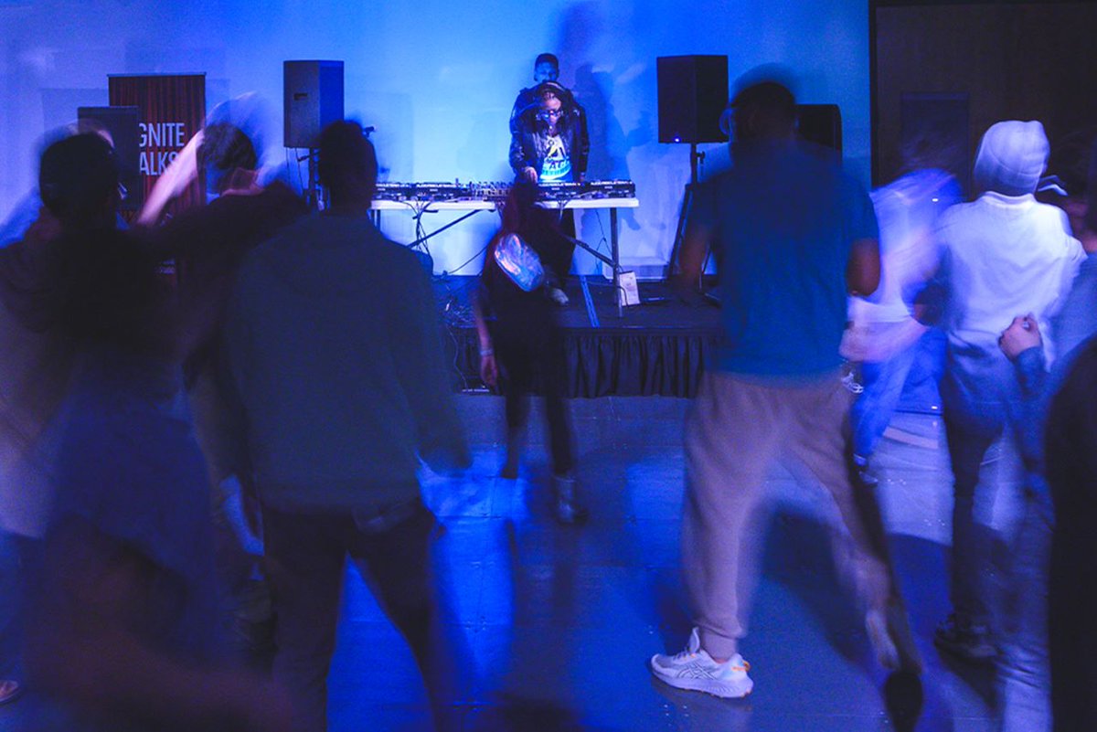 MSUCAL's tweet image. “Techno was invented in Detroit by Black youth and nurtured in Black and queer spaces. It is a music that speaks very deliberately about how those Black youth are thinking about the future,” says @michiganstateu  Professor @JulianChambliss.

Chambliss studies how Detroit and its…