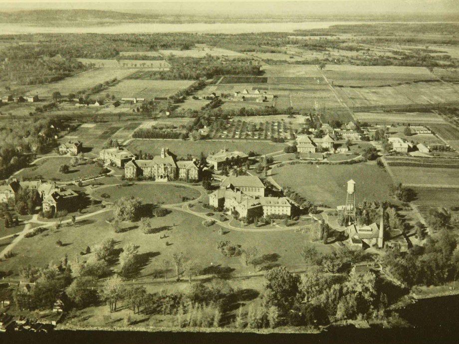 McGill University tweet media