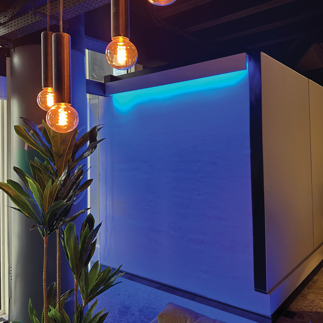 ColorKinetics's tweet photo. Lighting interior spaces can be tough. Will the luminaires be too bulky for the job? Can they be hidden for a seamless design? We understand, so we created PureStyle💫 #ColorKinetics PureStyle luminaires are compact, easily concealed and deliver high-quality light🤩 https://t.co/29fKLNh9a1