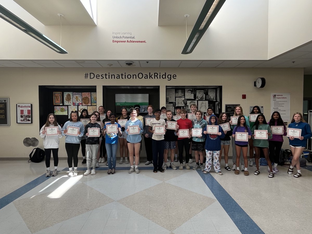 Jr SODA is a student group aimed at promoting healthy lifestyles without Drugs/Alcohol – this year, 29 students earned Honor SODA by completing 12 or more hours of community service within the Linn-Mar School District.
#DestinationOakRidge