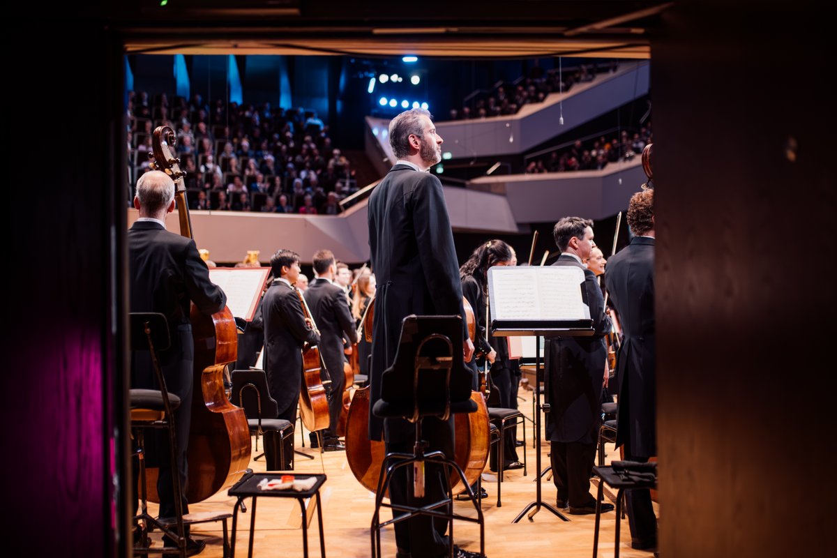 Gestern erklang beim Schostakowitsch Festival #Leipzig die monumentale 7. Sinfonie - gespielt im Joint Concert von Gewandhausorchester &amp; <a href="/BostonSymphony/">Boston Symphony</a> dirigiert von <a href="/andris_nelsons/">Andris Nelsons</a>. Wiederholung heute im Gewandhaus &amp; live ab 19:30 auf <a href="/ARTEconcertFR/">ARTE Concert</a>. 👉 arte.tv/de/videos/1227…