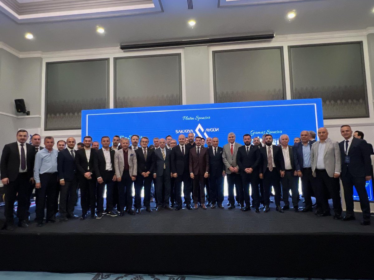 suleymansoylu's tweet photo. Sakarya ASRİAD (Asrın İş İnsanları Derneği) 2. Olağan Genel Kurulu’na, Başkanımız Rıdvan Ulusal’ın daveti üzerine iştirak ettik. Genel Başkan Sayın Cemil Yıldız’ın da katılım sağladığı, verimli geçen genel kurulda seçilen heyete başarılar diliyorum. Misafirperverlikleri için teşekkür ederim.