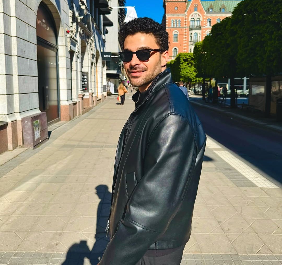 Halit Özgür Sarı ❤️😎 
#HalitÖzgürSarı