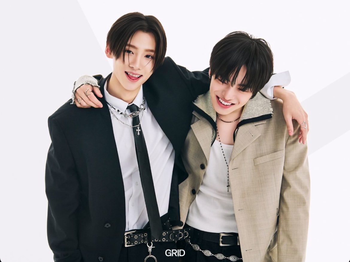 simjaebae's tweet photo. Clearer Version. 

My leowon, you are both so dear to me  🥹🫶🏻 https://t.co/8p7ZUyBuqZ