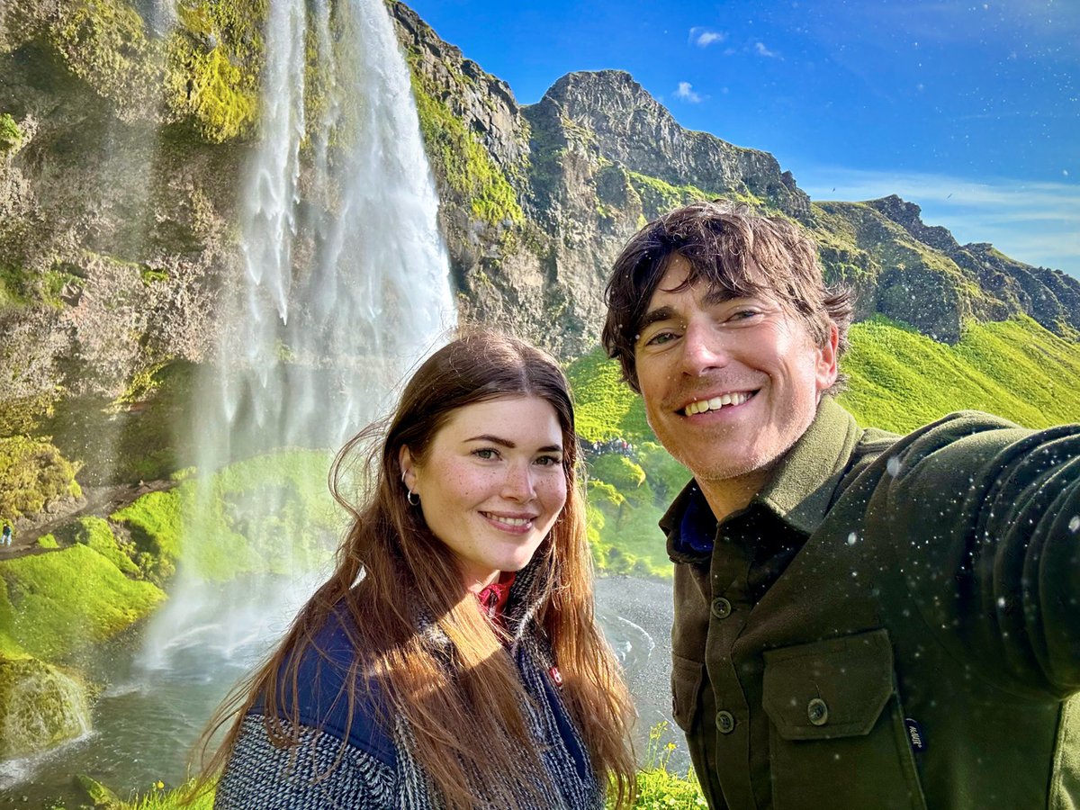 Simon Reeve tweet media