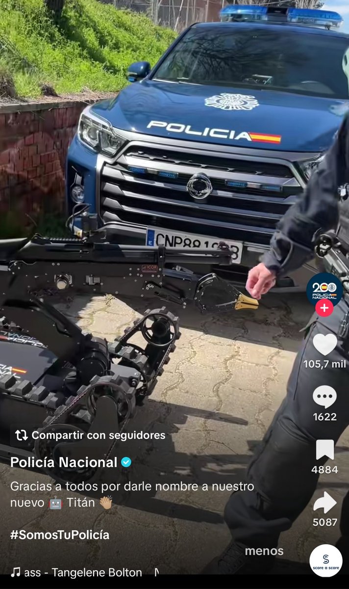 b_bbirddd's tweet photo. La Policía Nacional es un fraude. https://t.co/ukVr6YfmG3