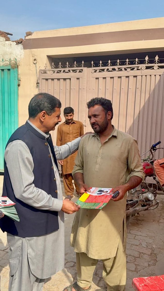 Mehr Abdul Sattar (@mehras04) on Twitter photo پچھلے دو ماہ موبلائزیشن کے غرض سے اپنے حلقے کی گلیوں میں گُزارے، عوام کے صبر کا پیمانیہ لبریز ہو چکاُ، میں پہل کرتے ہوئے اعلان کرتا ہوں کہ میرے حلقے کی تیاری مُکمل ہو چُکی ہے، قیادت کی طرف سے کال آتے ہی میں اپنے قائد اور حقیقی وزیرِ اعظم عمران خان <a href="/ImranKhanPTI/">Imran Khan</a> کی رہائی کے لیے پچھلے دو ماہ موبلائزیشن کے غرض سے اپنے حلقے کی گلیوں میں گُزارے، عوام کے صبر کا پیمانیہ لبریز ہو چکاُ، میں پہل کرتے ہوئے اعلان کرتا ہوں کہ میرے حلقے کی تیاری مُکمل ہو چُکی ہے، قیادت کی طرف سے کال آتے ہی میں اپنے قائد اور حقیقی وزیرِ اعظم عمران خان <a href="/ImranKhanPTI/">Imran Khan</a> کی رہائی کے لیے