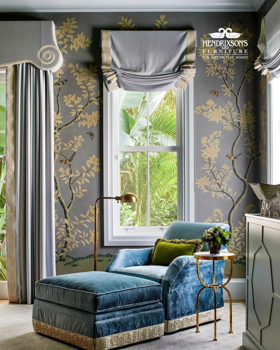 Style and comfort come together with Chaddock’s handcrafted pieces at Hendrixson’s Furniture. 🪑 From tailored chairs to versatile ottomans, explore customizable designs that blend elegance with livability.

✨ Visit our showroom to see the Chaddock Collection!

📷 Chaddock®