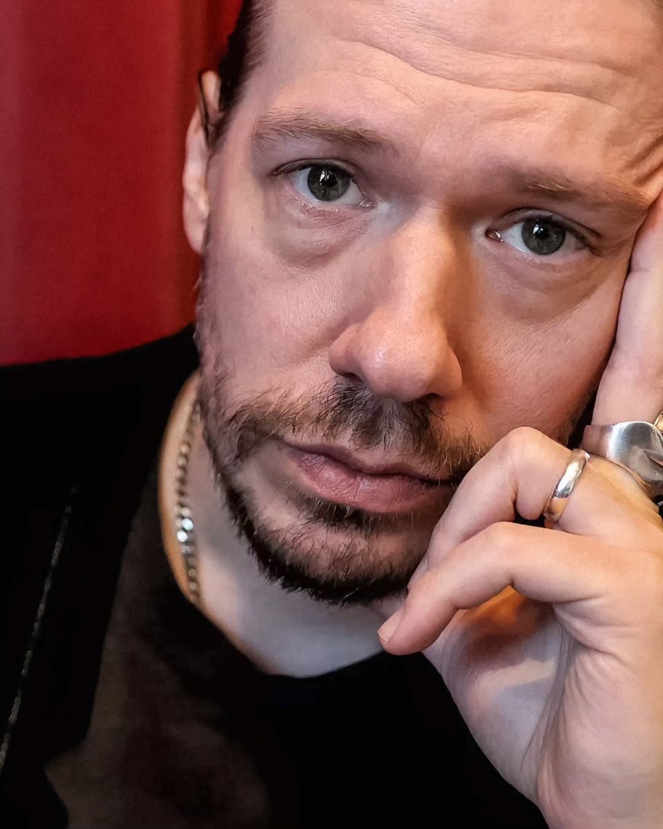 Tobias Forge Daily (@dailytforge) on Twitter photo 