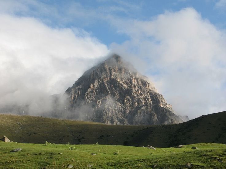 cultureartislam's tweet photo. Kyrgyzstan. https://t.co/0lTLDPiIKM