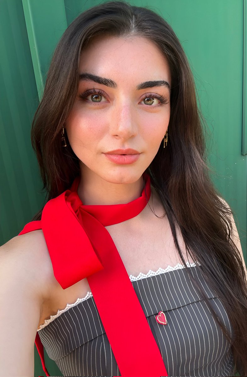 Özge Terör 😍❤️🤩 
#ÖzgeTerör