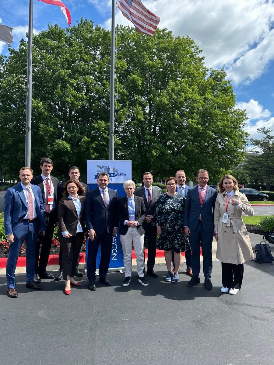 European Parliament Diplomacy (@ep_diplomacy) on Twitter photo #NATOPA 👉 the EP delegation met with Ukrainian MPs - a signal of our unwavering solidarity with #Ukraine 🇺🇦
<a href="/MAStrackZi/">Marie-Agnes Strack-Zimmermann</a> <a href="/wbeke/">Wouter Beke</a> <a href="/ZovkoEU/">Željana Zovko</a> <a href="/stoteler_pvv/">Sebastiaan Stöteler</a> <a href="/yehorcherniev/">Yehor Cherniev</a> <a href="/Bobrovska_MP/">Solomiia Bobrovska</a> <a href="/arakhamia_david/">David Arakhamia</a> <a href="/grishchukroma/">Roman Hryshchuk</a> <a href="/andre1sk/">Andrei Skorokhod 🇺🇦</a> <a href="/AndriiZhupanyn/">Andrii Zhupanyn</a> <a href="/GalynaMykhailyk/">Галина Михайлик</a> <a href="/poroshenko/">Петро Порошенко</a> <a href="/alexzhmer/">Oleksii Zhmerenetskyi</a> #NATOPA 👉 the EP delegation met with Ukrainian MPs - a signal of our unwavering solidarity with #Ukraine 🇺🇦
<a href="/MAStrackZi/">Marie-Agnes Strack-Zimmermann</a> <a href="/wbeke/">Wouter Beke</a> <a href="/ZovkoEU/">Željana Zovko</a> <a href="/stoteler_pvv/">Sebastiaan Stöteler</a> <a href="/yehorcherniev/">Yehor Cherniev</a> <a href="/Bobrovska_MP/">Solomiia Bobrovska</a> <a href="/arakhamia_david/">David Arakhamia</a> <a href="/grishchukroma/">Roman Hryshchuk</a> <a href="/andre1sk/">Andrei Skorokhod 🇺🇦</a> <a href="/AndriiZhupanyn/">Andrii Zhupanyn</a> <a href="/GalynaMykhailyk/">Галина Михайлик</a> <a href="/poroshenko/">Петро Порошенко</a> <a href="/alexzhmer/">Oleksii Zhmerenetskyi</a>