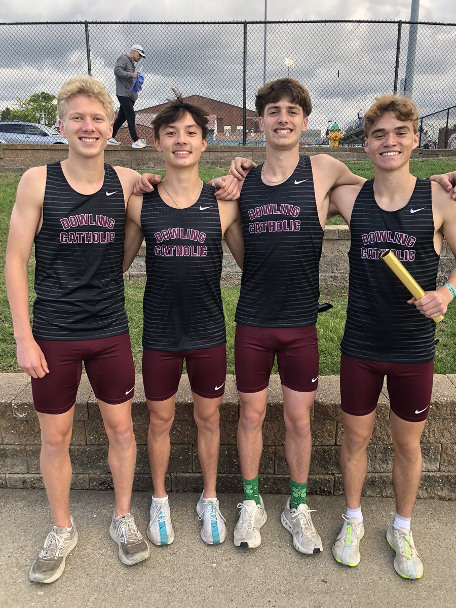 Your new 4x800 school record holders!