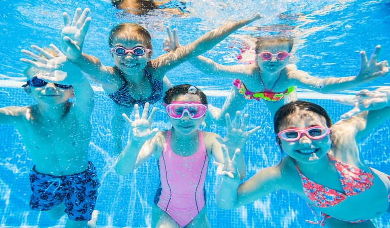 North Lincolnshire’s investment in the Easter Daze free swimming programme made a triumphant return this spring, bringing joy and improving fitness levels for hundreds of children and families across the county. 

Read the story here 👇
northlincs.gov.uk/news/children-…