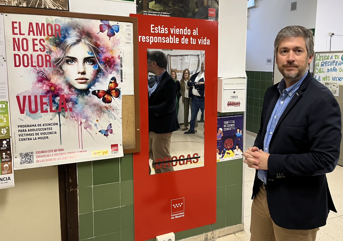 ⚖️ La Comunidad de Madrid muestra a más de 300 estudiantes las graves consecuencias legales del uso de las drogas.

👉 Profesionales de la Justicia ofrecen estas charlas en centros educativos de la región.

#LasDrogasDestrozanTuVida

+Info: c.madrid/p6vgl