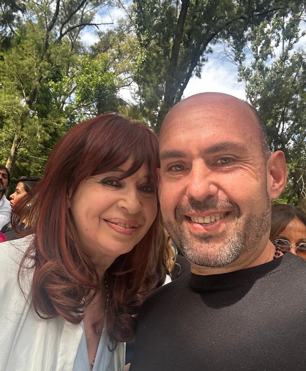 Esteban Sanzio tweet media