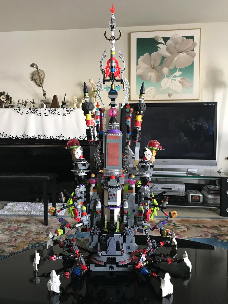 Venjix5Ds's tweet photo. #lego #legomodel #castle
Castle Cyberstein https://t.co/nh8cHZnQ9s