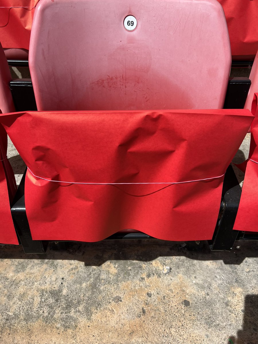 Hampden Display Instructions.