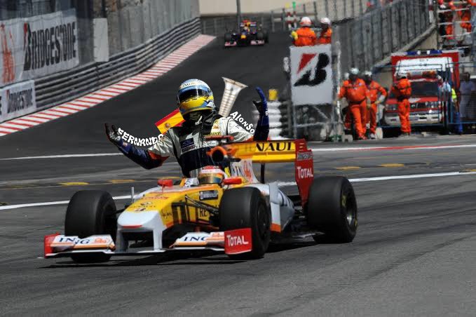 CS2ZAY's tweet photo. #f #formula #racing #formulaone #motorsport #ferrari #lewishamilton #maxverstappen #charlesleclerc #mclaren #scuderiaferrari #race #mercedes #grandprix #memes #redbullracing #sebastianvettel #driver #team #redbull #cars #leclerc #hamilton #landonorris #meme #mercedesamgf #vettel https://t.co/40Vzp9rCrL