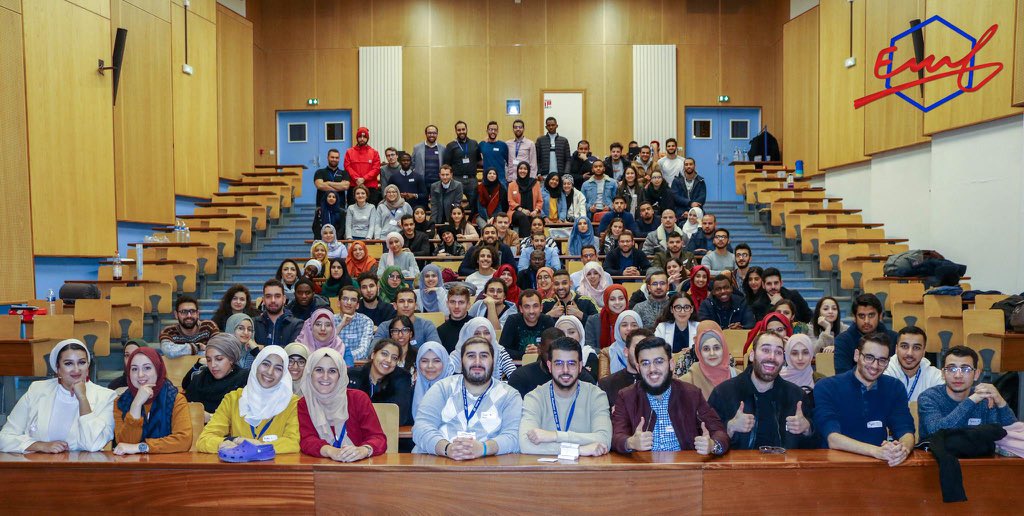 CocardeEtud's tweet photo. ISLAMISME DANS L’ENSEIGNEMENT SUPÉRIEUR 🧵

Les jeunes sont la cible principale du prosélytisme islamiste. 

Frères musulmans, financements publics, soutiens des universités : retrouvez tous les éléments dans ce thread ⬇️ https://t.co/szgv6wSaTs