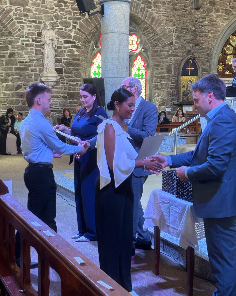 Huge congratulations to our 6th Year Class of 2025 on their graduation today! It was a fantastic celebration, and we’re so proud of everything you've achieved. Wishing you all the very best for the future!