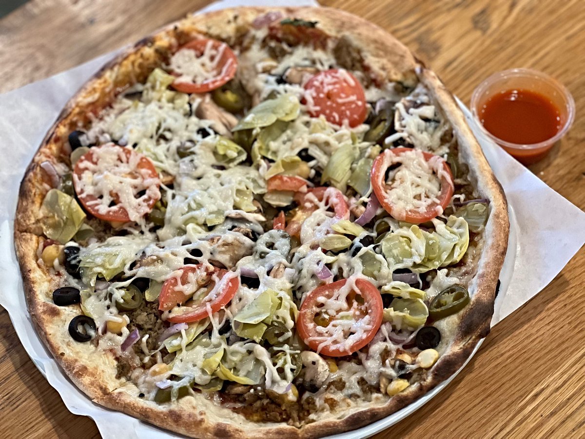 Robotvirgin's tweet photo. Vegan Pizza at MOD Pizza, a Pizza Restaurant in Hillsboro, OR; Vegan Sausage, Chickpeas, Daiya Vegan Cheese, Tomatoes, Artichoke Hearts, Mushrooms, Olives, Jalapeños, Onion, Garlic, Red Sauce, & Hot Buffalo Sauce!
.
.
.
.
.
.
.
#veganpizza #veganfood #vegan #veganism #modpizza https://t.co/wu2VdzkfKT
