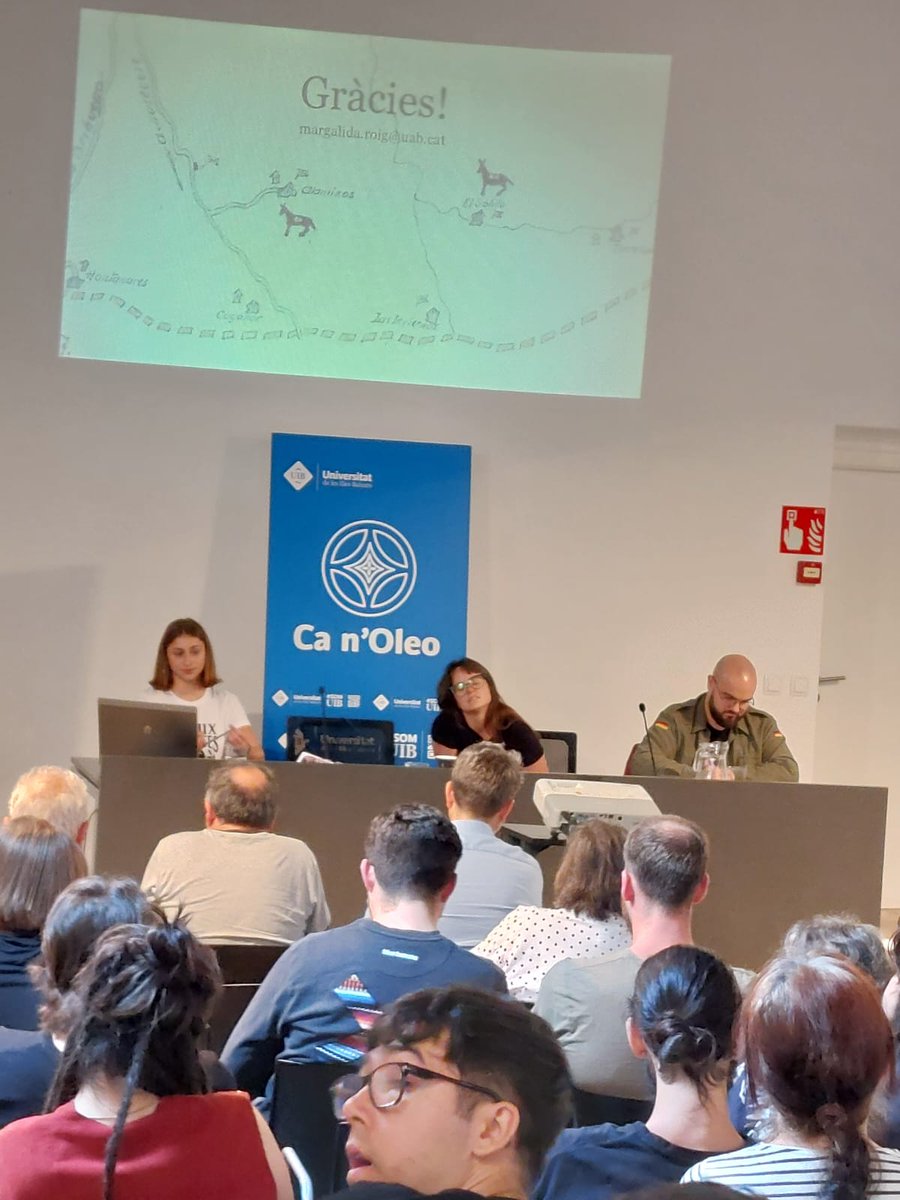 dardermascaro's tweet photo. Avui hem tingut la segona sessió sobre "Guerra Civil i Franquisme". Un èxit de participació. @ArrelsD, @UIBuniversitat, @miquelvb3, enhorabona per l'esplèndida acollida d'aquestes jornades https://t.co/HkgWTC7Sz2