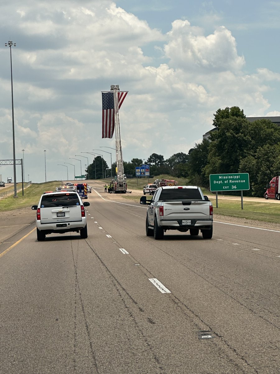 Moving Honors will begin in Riverside, CA on June 1, journeying across the county honoring fallen EMS and air medical professionals. Photos: Moving Honors 2024 hubs.ly/Q03nZXQP0