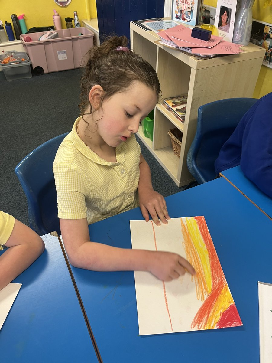 canon_burrows's tweet photo. The children loved creating these sunset pictures showing wildlife in the Savannah π π
#year2 #art #SAWweek https://t.co/4rrTKsMgsy