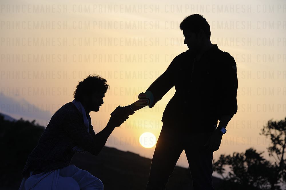 Mahesh Babu Trends ™ (@maheshfantrends) on Twitter photo Fastest 1CR Advance Sales in Hyderabad 🤯🤯🤯
NIZAM SHAHENSHAH <a href="/urstrulyMahesh/">Mahesh Babu</a> on Duty 🫡
#Khaleja4K Fastest 1CR Advance Sales in Hyderabad 🤯🤯🤯
NIZAM SHAHENSHAH <a href="/urstrulyMahesh/">Mahesh Babu</a> on Duty 🫡
#Khaleja4K