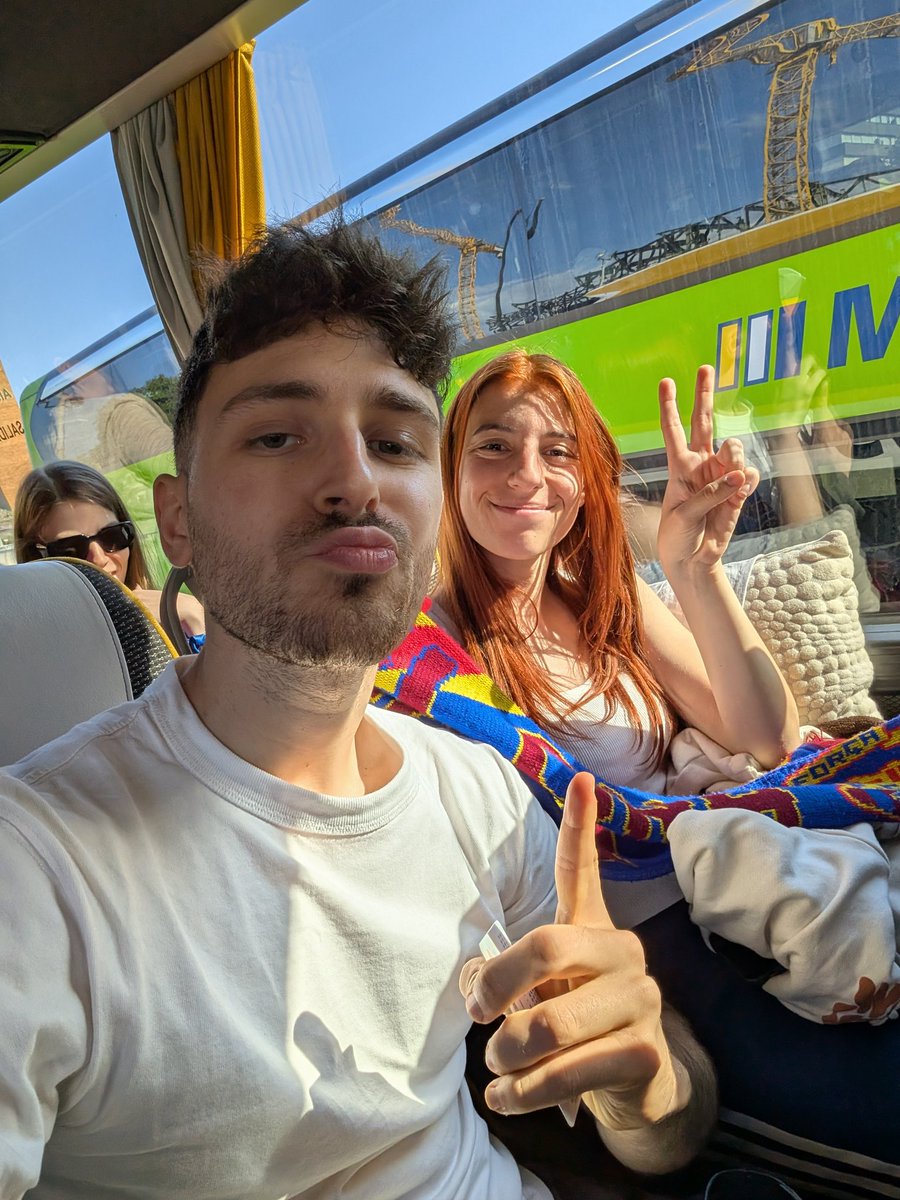 dupla històrica per la final de champions femenina de lisboa només queden 16 hores (portem un minut al bus seguirem informant)