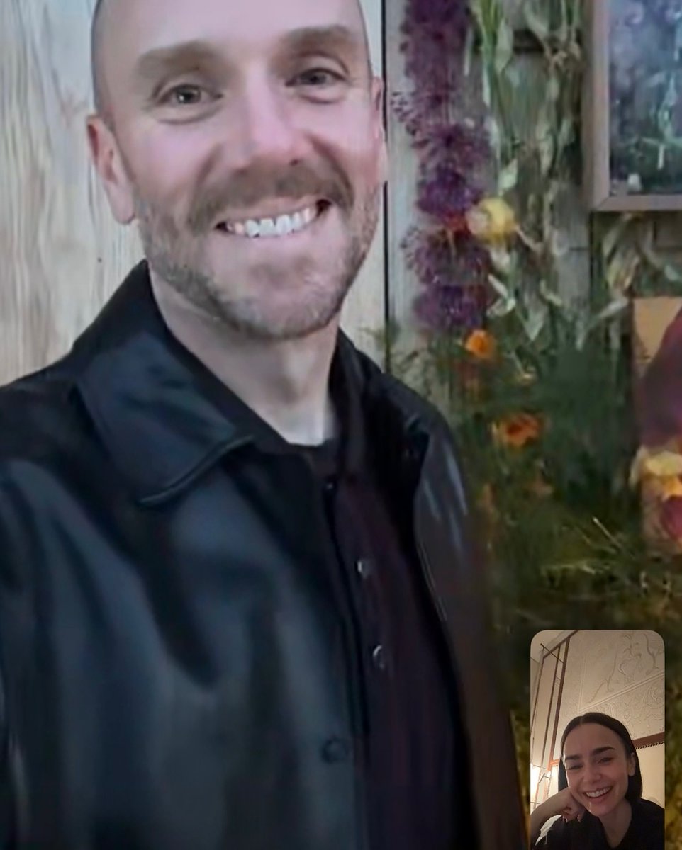 📸 Lily Collins via Instagram.