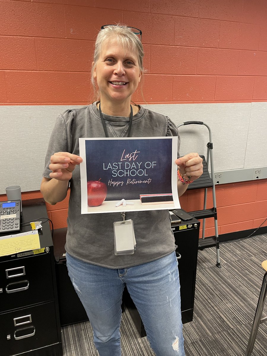 Happy LAST last day, Ms. Mustan. Congratulations on your retirement!