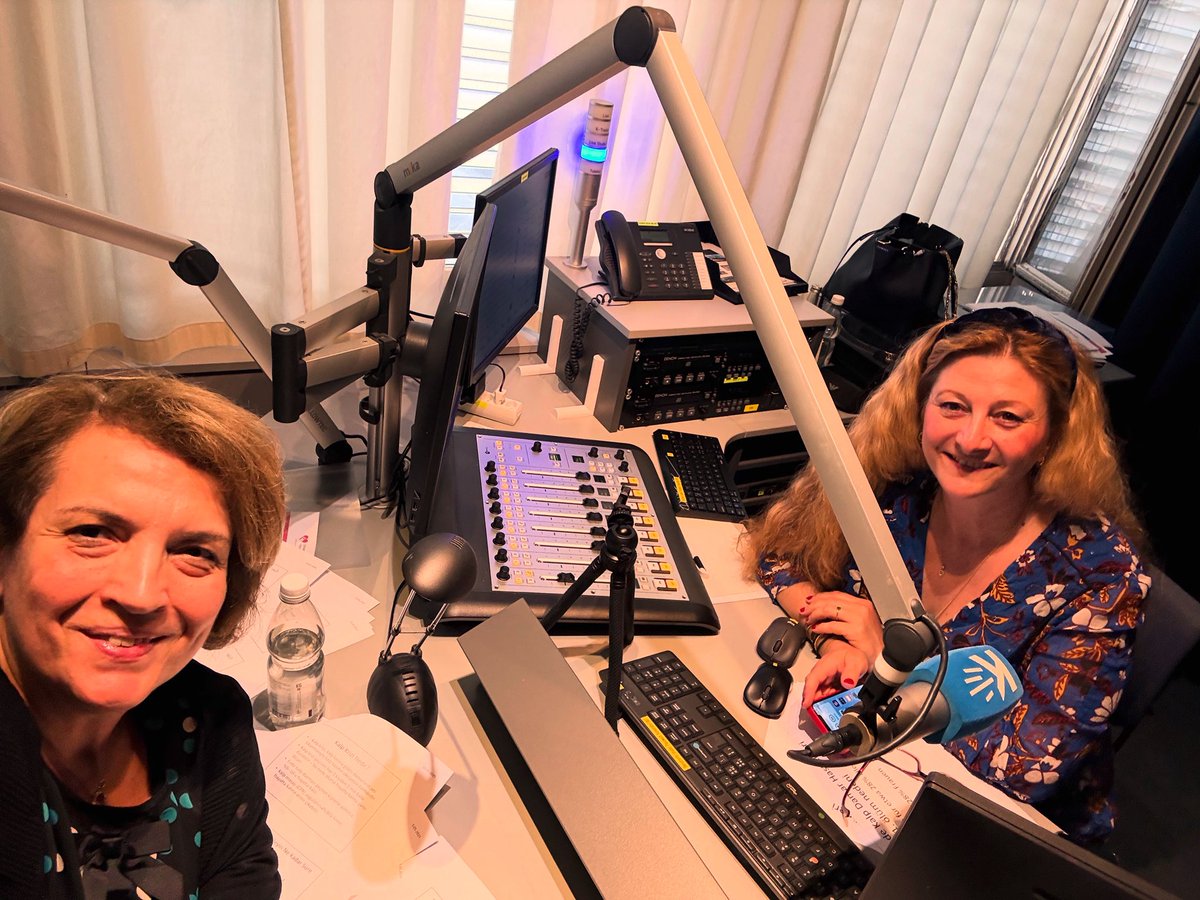 Mit Jasmin an einer tollen Radio Sendung #radyoata #kanalk Herzinfarkt und Risikofaktoren? Was ist bei Frauen anders? Auf was müsen wir achten? Warum ist Zeit Muskel #herzinfarkt #herzenssache #herz