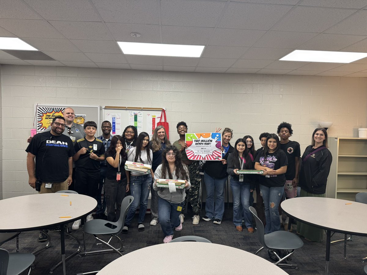 Dean_CFISD's tweet image. 📚💥 Shout out to our amazing Read 180 students! One class has hit 2 MILLION words read, and another crushed the 1 MILLION mark! Your hard work and dedication are inspiring—keep turning those pages! 🙌📖 #Read180 #DeanDynasty