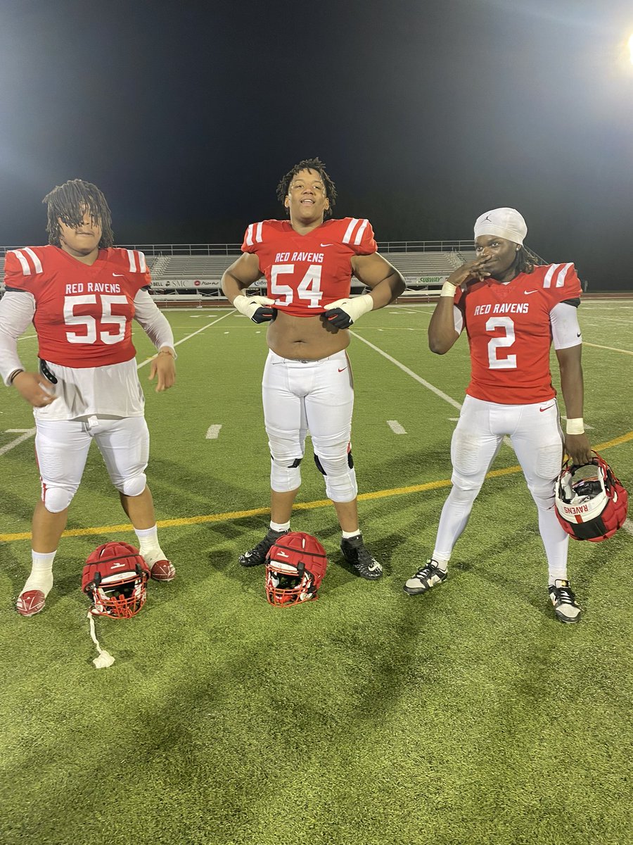 Had a great spring at Coffeyville‼️ I’m a 6’6 325 lbs versatile offensive lineman that can play LT/LG/RG/RT. Hit me up for film‼️