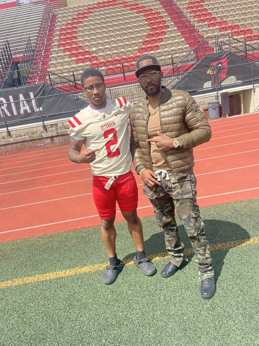 samuel “samo” collins tweet media