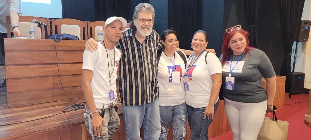 BrigadaJMCueto's tweet photo. Continúa el Consejo Nacional de nuestro movimiento, hoy se realizó el trabajo en comisiones donde los principales temas fueron el funcionamiento interno, creación, comunicación  y superación.
#BjmPresente 
#MiBrigadaSigueAquí 
#QueNuestroArteSeaElDeTodos https://t.co/H9lmigVy4E