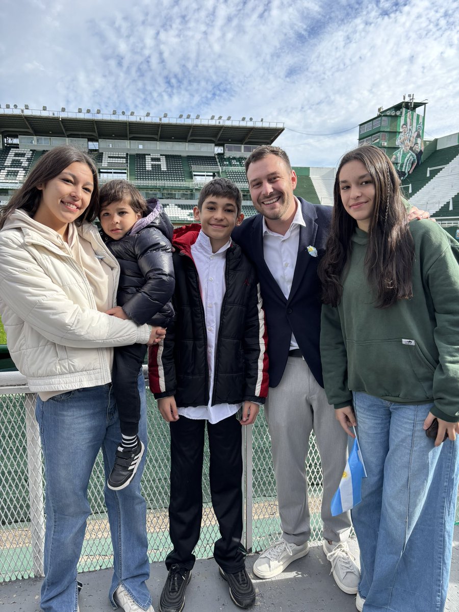 El presi in the house 🇳🇬 #ICAB #banfield @matumariotto